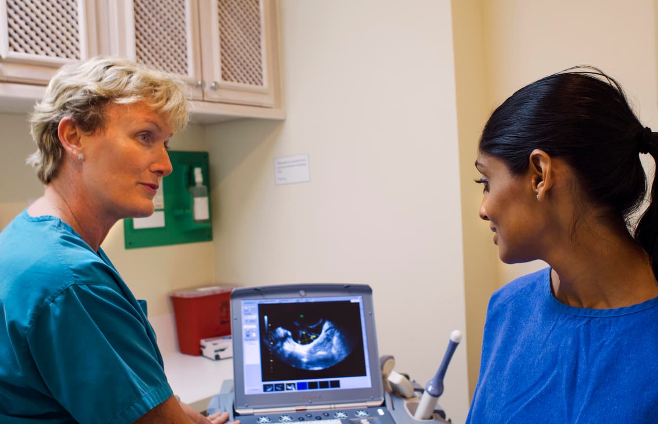 La agencia, ‘Happy Beginnings’, hizo posible el viaje de Alyssa a Barbados, mientras la pareja que pagaría por su óvulo pagó el hospedaje de la donadora.