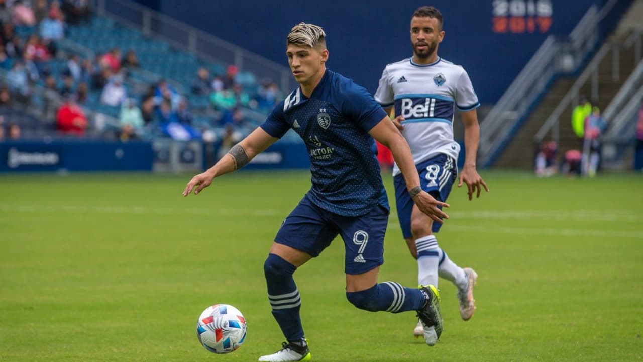 Alan Pulido, elegido al XI ideal de la Semana 5 en MLS