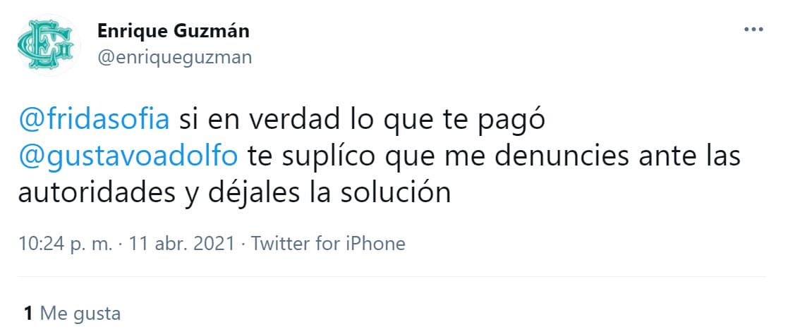Además, le "suplicó" a su nieta que lo
<b><a href="https://twitter.com/enriqueguzman/status/1381448093812596749" target="_blank">"denuncie ante las autoridades"</a></b> y que les "deje a ellas la solución" ante sus acusaciones. En sus mensajes, el cantante ha etiquetado de manera errónea la cuenta de su nieta, la cual es '@frida___sofi'.