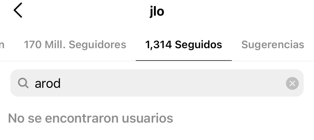JLo no solo 
<b><a href="https://www.univision.com/famosos/jlo-y-a-rod-terminaron-fotos-y-recuerdos-del-romance-de-4-anos-fotos">se encargó de borrar todo rastro romántico</a></b> con el exdeportista. También dejó de seguirlo, según consta en Instagram. 
<br>