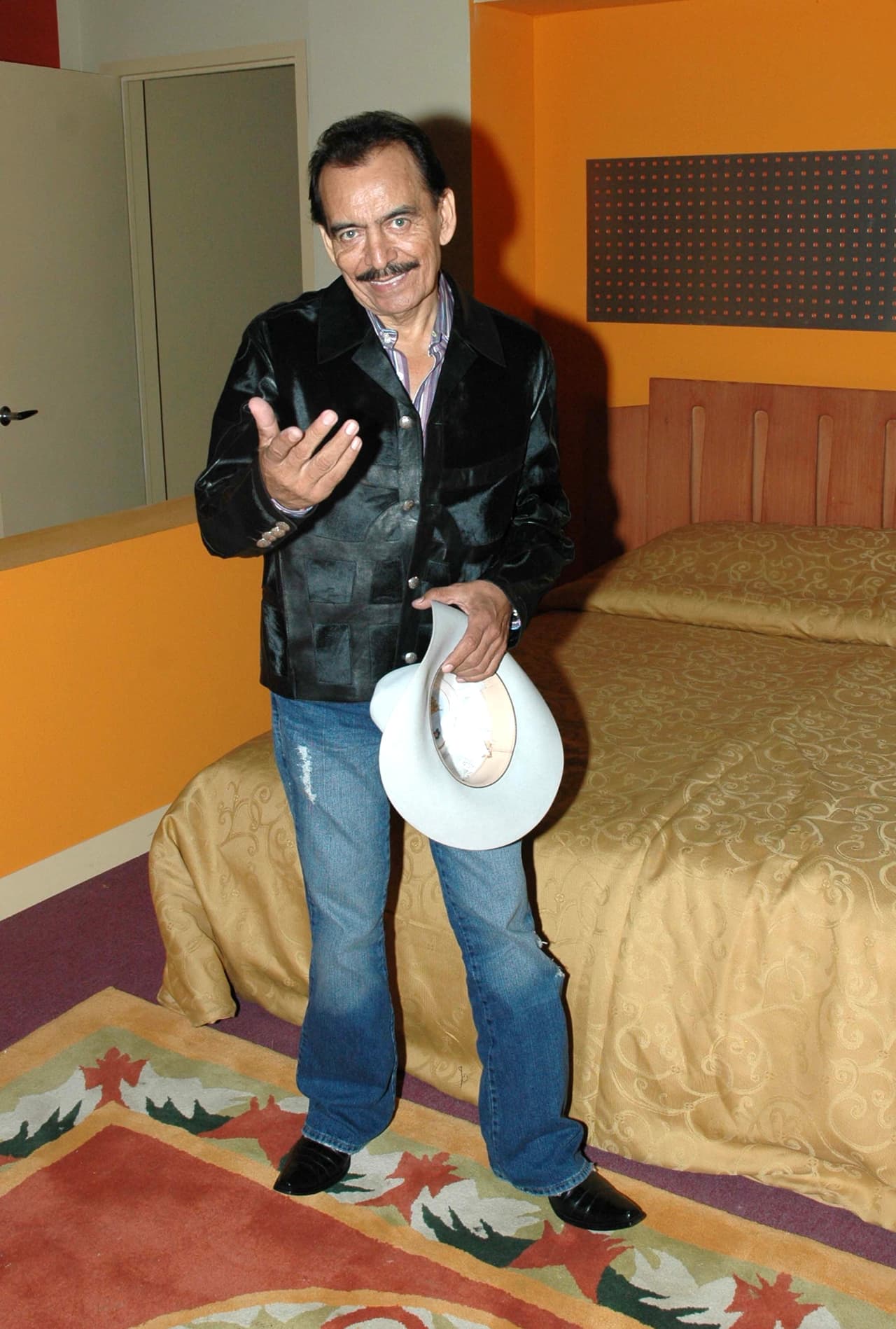 Esto lo hizo más fuerte y lo llevó a seguir luchando por su gran sueño, la música.