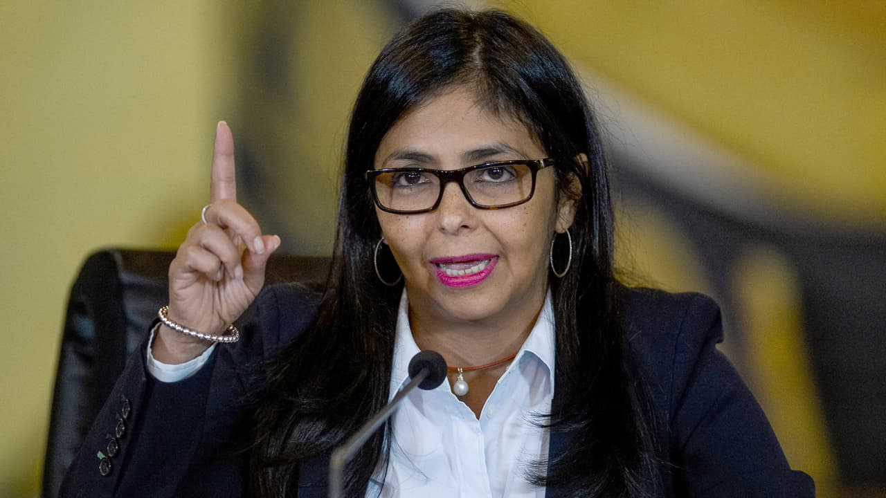 El Tribunal Supremo del régimen de Venezuela nombra a Delcy Rodríguez como "presidenta encargada"
