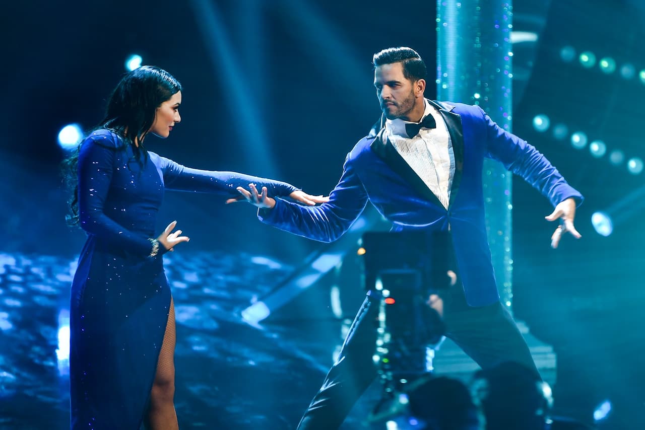 Mientras que el Chef Yisus eligió la rumba que Víctor González bailó en la segunda gala.