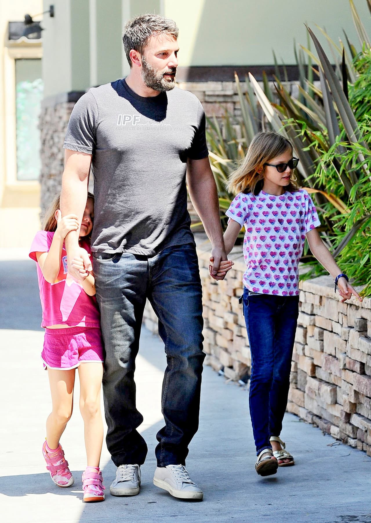 ¿Cansada de tanta atención de los fotógrafos?