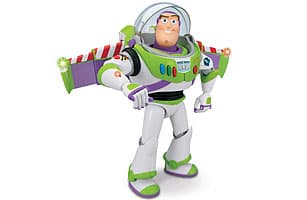 <b>Buzz Lightyear</b>. La estrella del filme de Pixar Toy Story es un astronauta del futuro. El personaje de la película se inspira en Buzz Aldrin, un miembro de la tripulación del Apollo 11 y la segunda persona en caminar sobre la luna.
