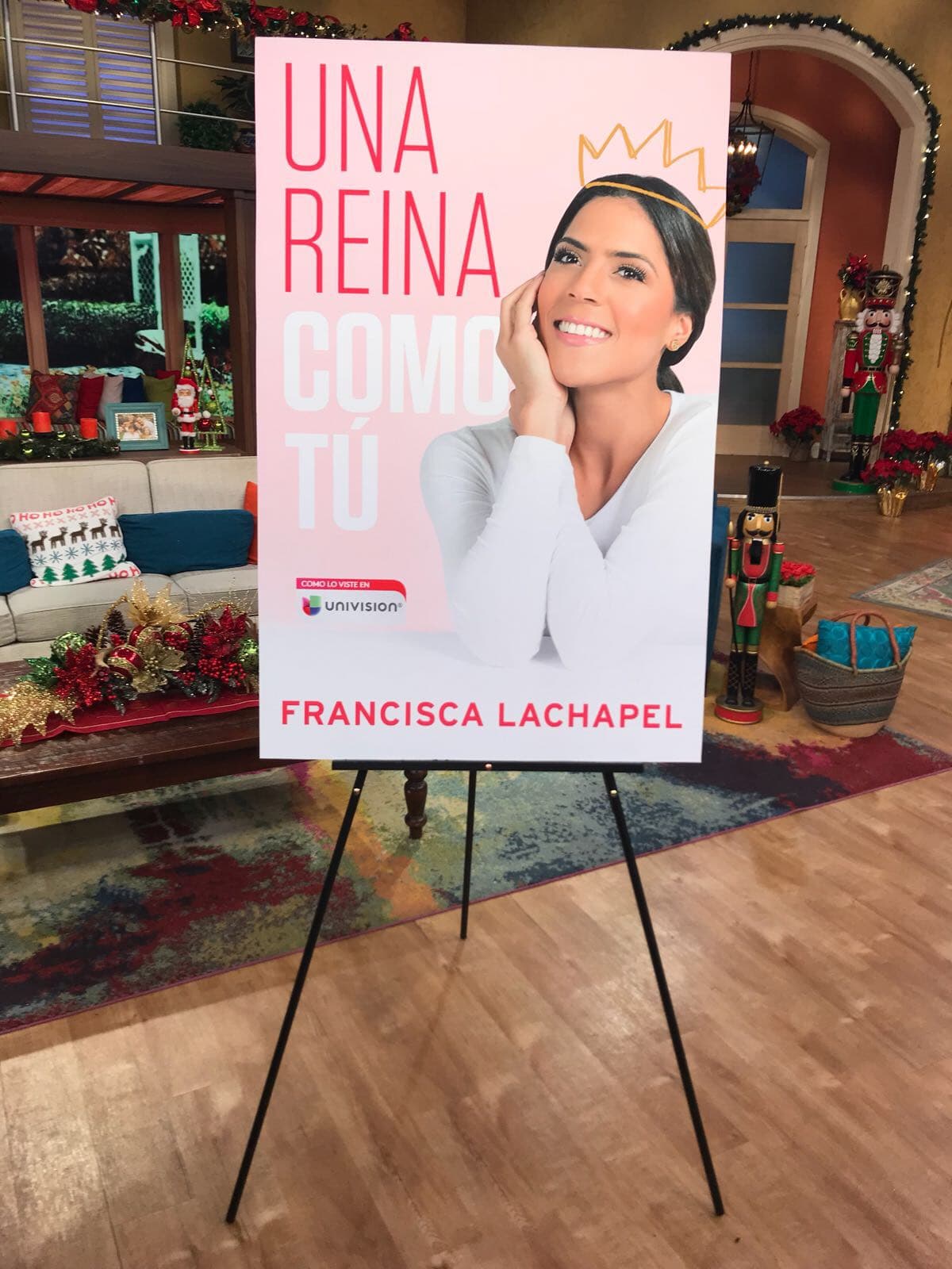 El libro será lanzado a partir de marzo y esta es la portada que este día se presentó en Despierta América.