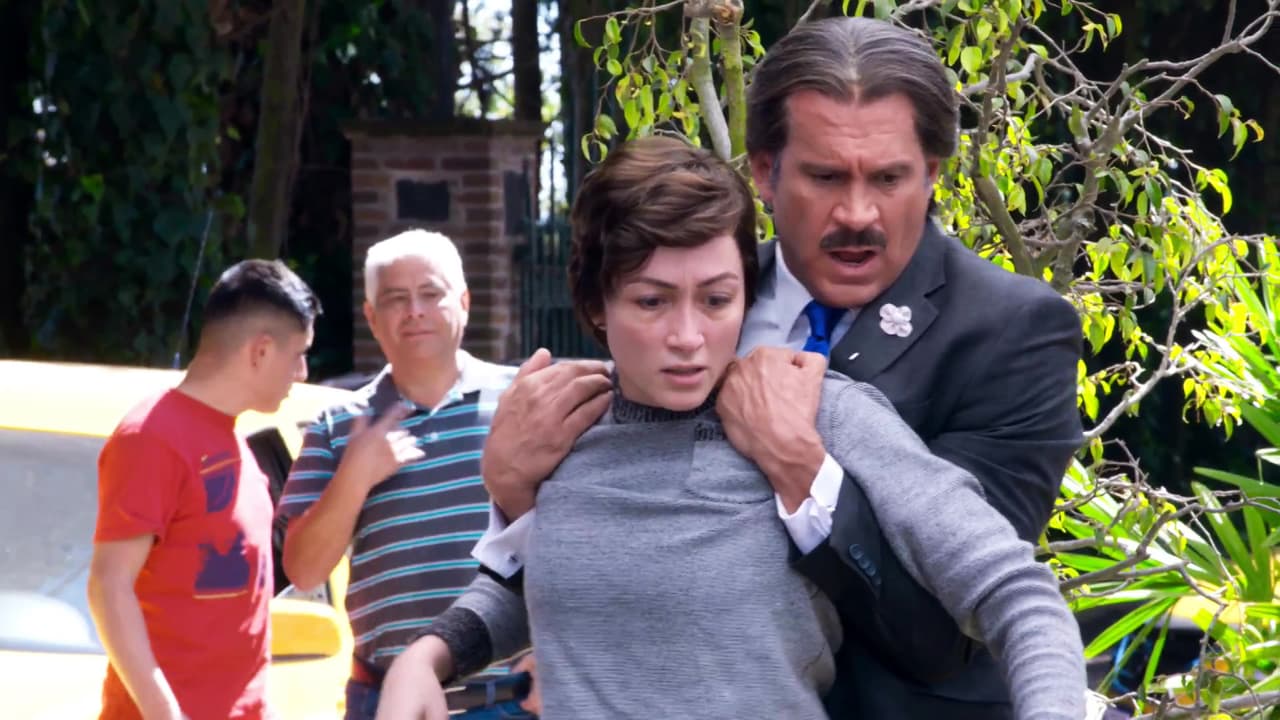 Al ver que Daniela estaba dispuesta a cometer una locura, Pancho López la calmó.