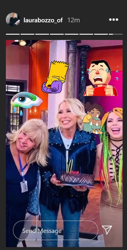 <b>Laura Bozzo</b>, una de las amigas más cercanas de la productora, publicó esta foto y un video en donde expresó su tristeza: "Nunca tendré cómo devolverte todo lo que hiciste por mí, no puedo creer que te hayas ido. Te extraño tanto, mi ángel de la guarda. Estarás por siempre en mí, aprendí tanto de ti que cambiaste mi vida y quiero que sepas que seré fuerte. No olvido nuestras charlas en tu casa, tus consejos. Me diste la mano cuando todos se apartaron de mí, por eso y por mucho, más te adoro y vivirás en mí por siempre". 
<br>