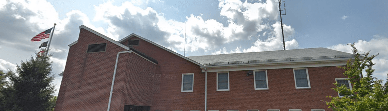 <b>Lugar: </b>Ayuntamiento de Fair Lawn. 
<br>
<b>Dirección:</b> 8-01 avenida Fair Lawn.