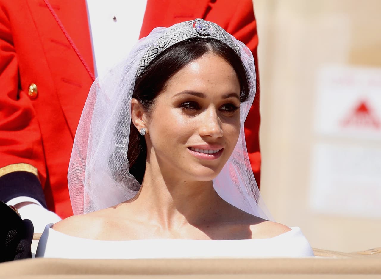 "Meghan acaba de unirse a la telenovela más grande del mundo y acaba de obtener el papel más importante de su vida como actriz", dijo el exmayordomo de Lady Diana, Paul Burrell, a ‘Royal Box’, la serie de Yahoo! dedicada a la realeza.
<br>