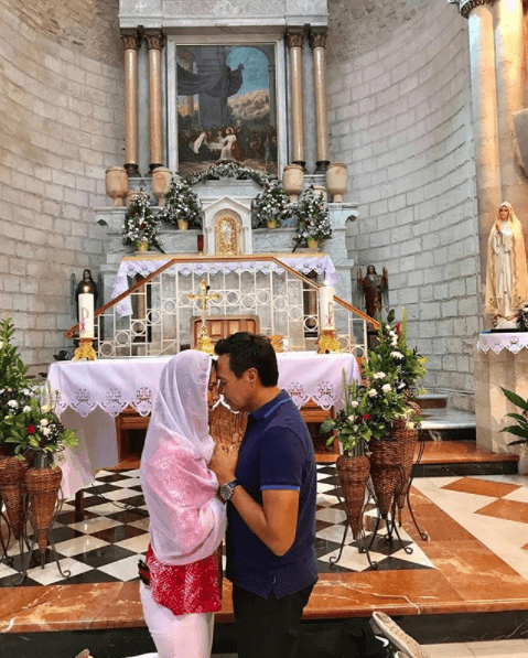 En junio de 2017 Priscila y Gustavo realizaron un viaje a Tierra Santa y, en la iglesia de Caná de Galilea, la pareja renovó sus votos matrimoniales. La aldea árabe de Caná en Baja Galilea se identifica en la tradición cristiana como el lugar donde Jesús realizó el milagro del vino cuando asistió a la boda de una pareja pobre y convirtió el agua en esta bebida.