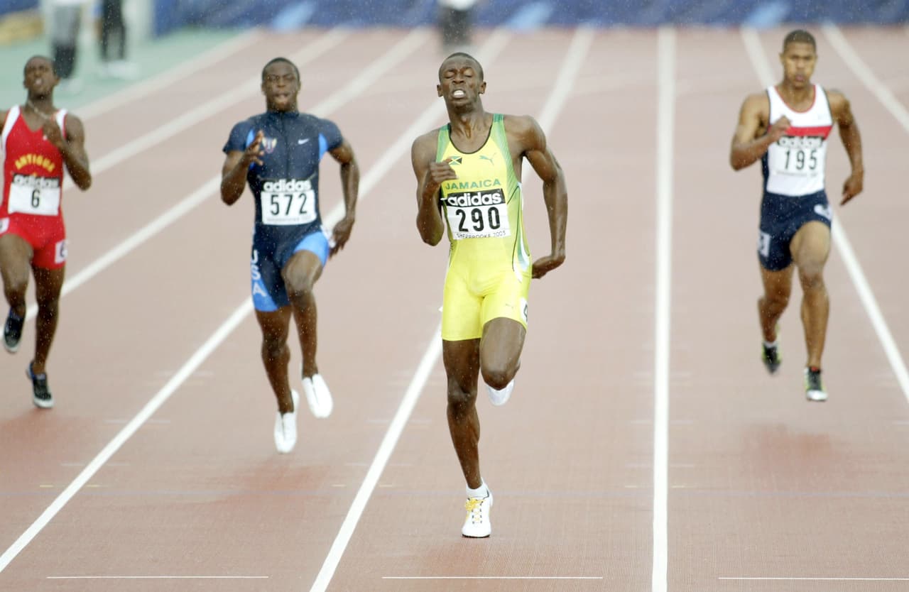 En el 2003, durante el Mundial de la Juventud en Sherbrooke, Canadá, Usain volvió a dar de qué hablar consiguiendo el oro en los 200 metros.