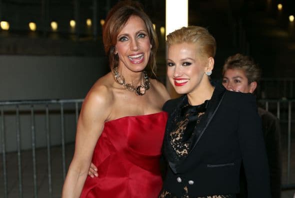 ¿A quién no le gusta un 'selfie'? Y es que están de moda. Mira estas que los artistas se tomaron en la alfombra de Premio Lo Nuestro 2014.