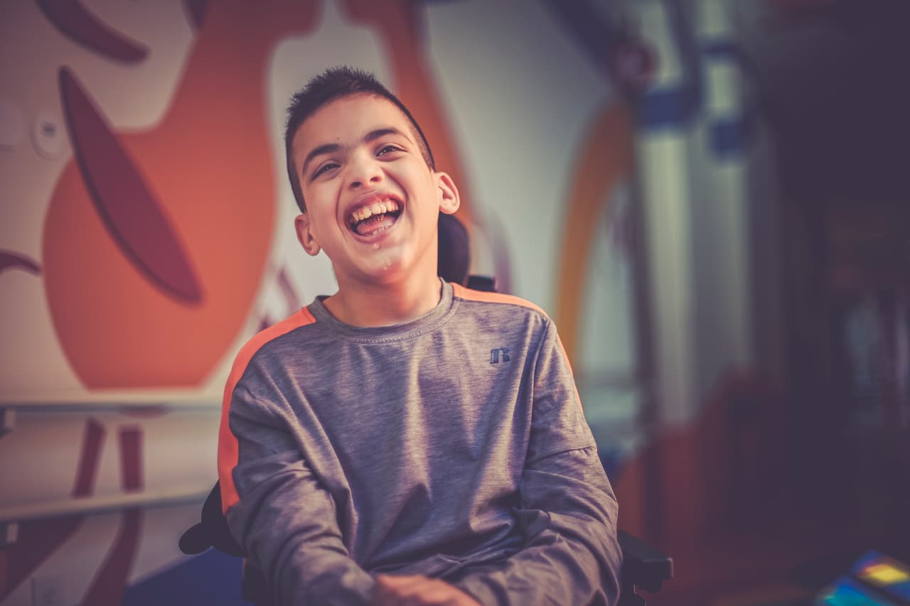 Gracias a tus donaciones, el CRIT apoya a niños y niñas con discapacidad para que logren la independencia funcional en actividades diarias, asimismo, facilita su inclusión social y educativa.