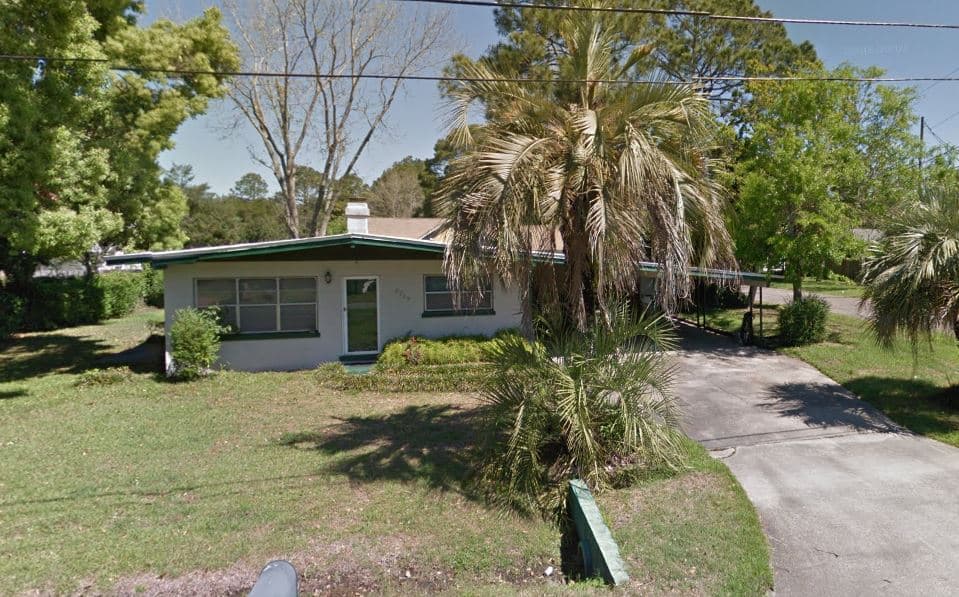 Florida: Mujer asesina a su novio y vive con su cuerpo por días