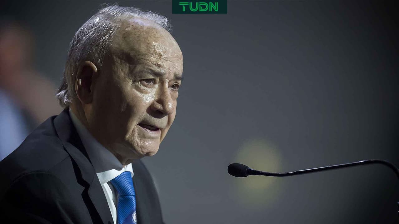  Guillermo Álvarez Cuevas, expresidente del Cruz Azul, murió