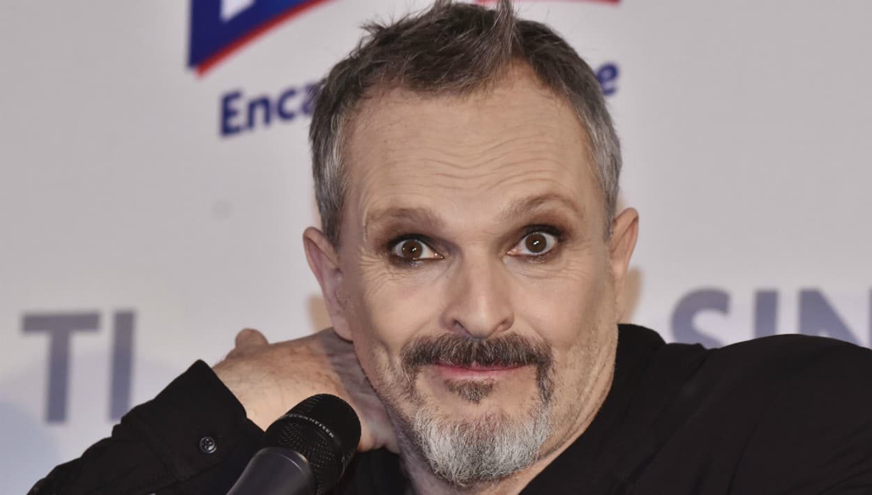 Al excompañero de Miguel Bosé le dio "pena" verlo con sus hijos en la alfombra roja de 'Godzilla'