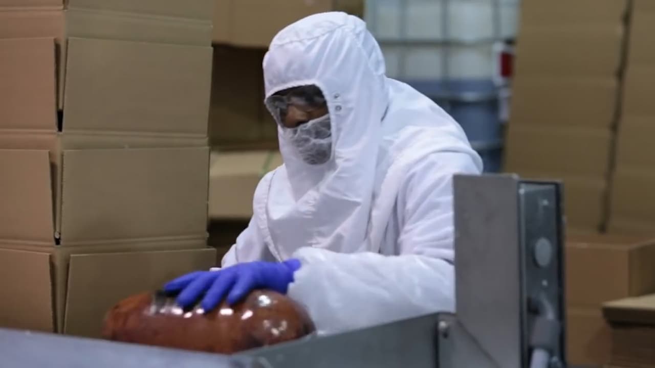 El sorprendente caso de Smithfield Foods: la planta de alimentos donde cientos de trabajadores se contagiaron