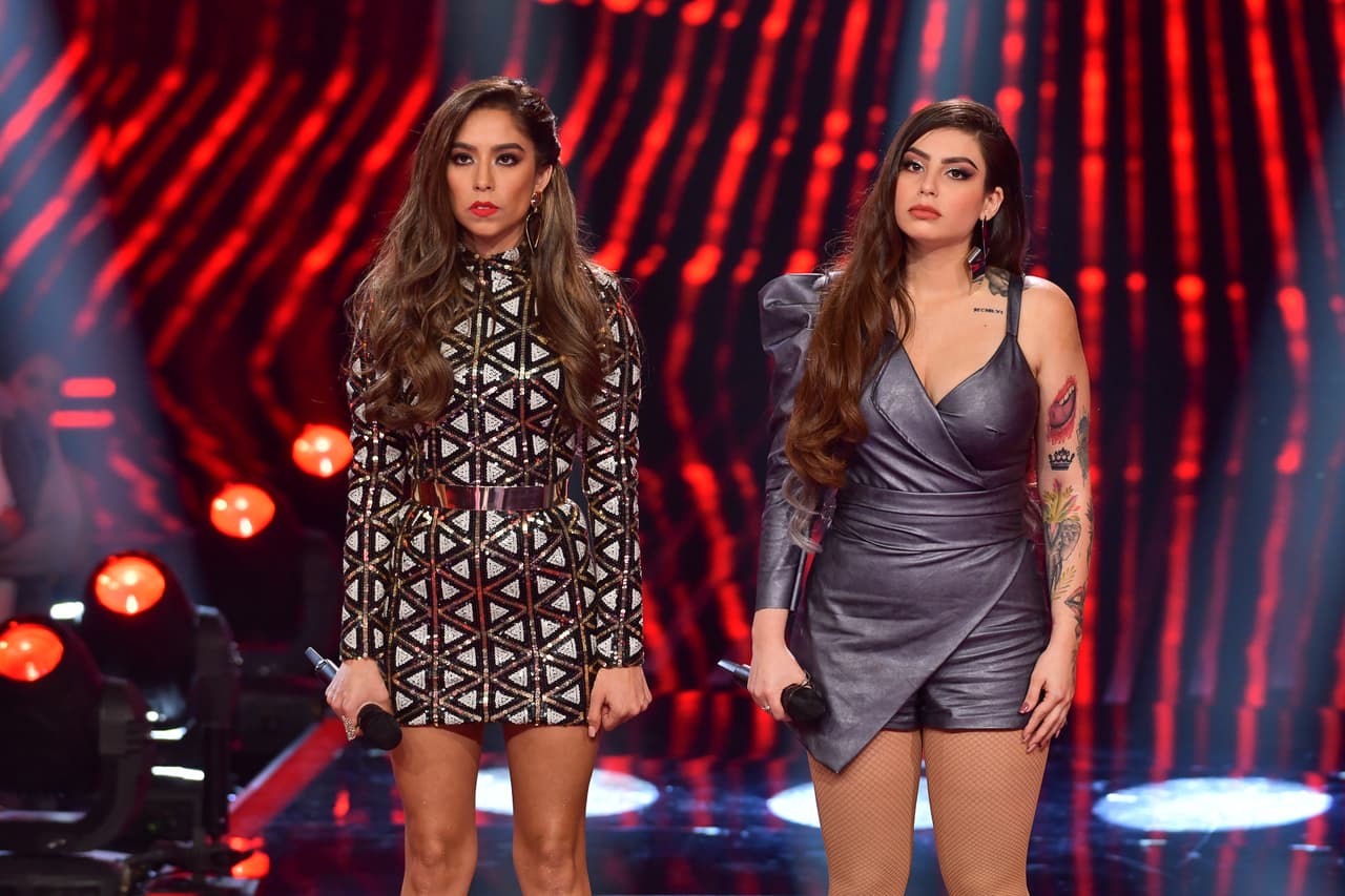 Virginia y Giselle llegaron al stage con los nervios encima, cuál sería su sorpresa al escuchar la noticia que Alejandra Espinoza compartió con el público...