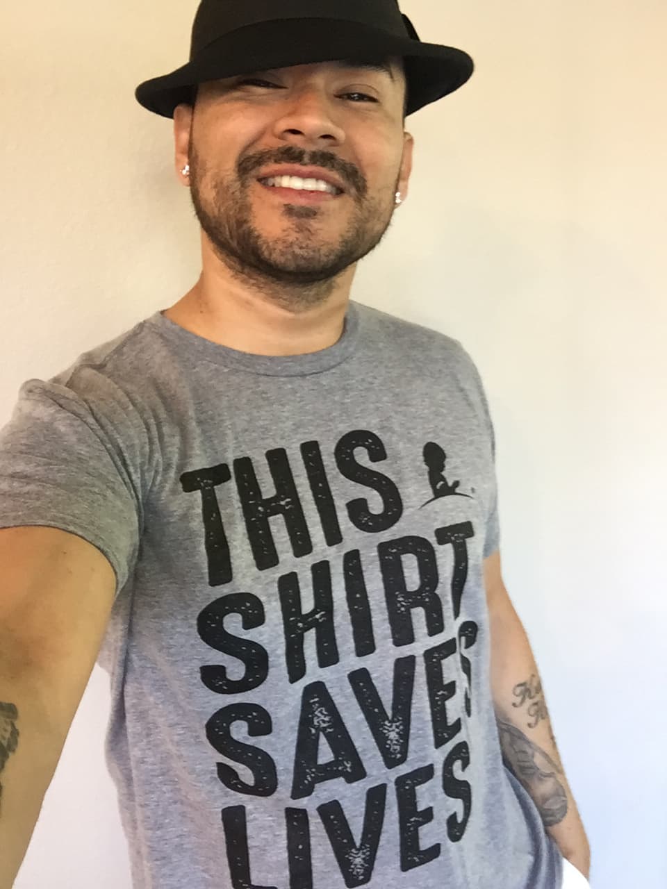 Artistas como Frankie J están conscientes del gran impacto que tiene cada aportación.