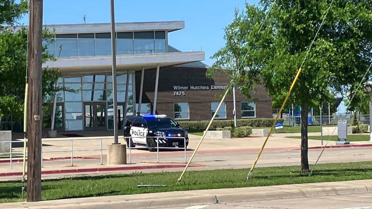 Un estudiante queda herido y otro arrestado en un tiroteo dentro de Wilmer-Hutchins High School de Dallas
