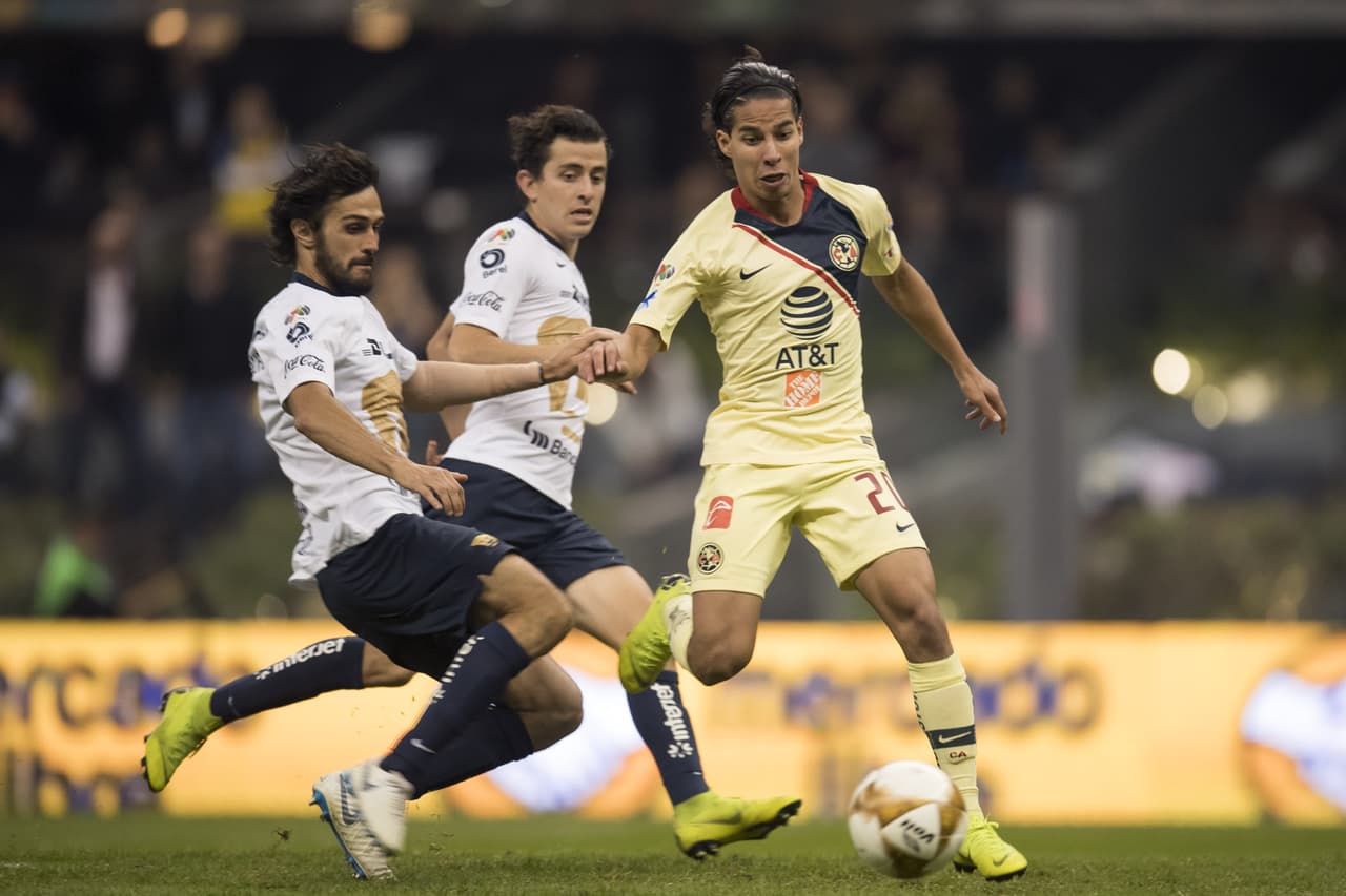 Tras una descolgada a toda velocidad de Diego Lainez, el América marca el 5-1 y confirma una goleada histórica sobre los Pumas.