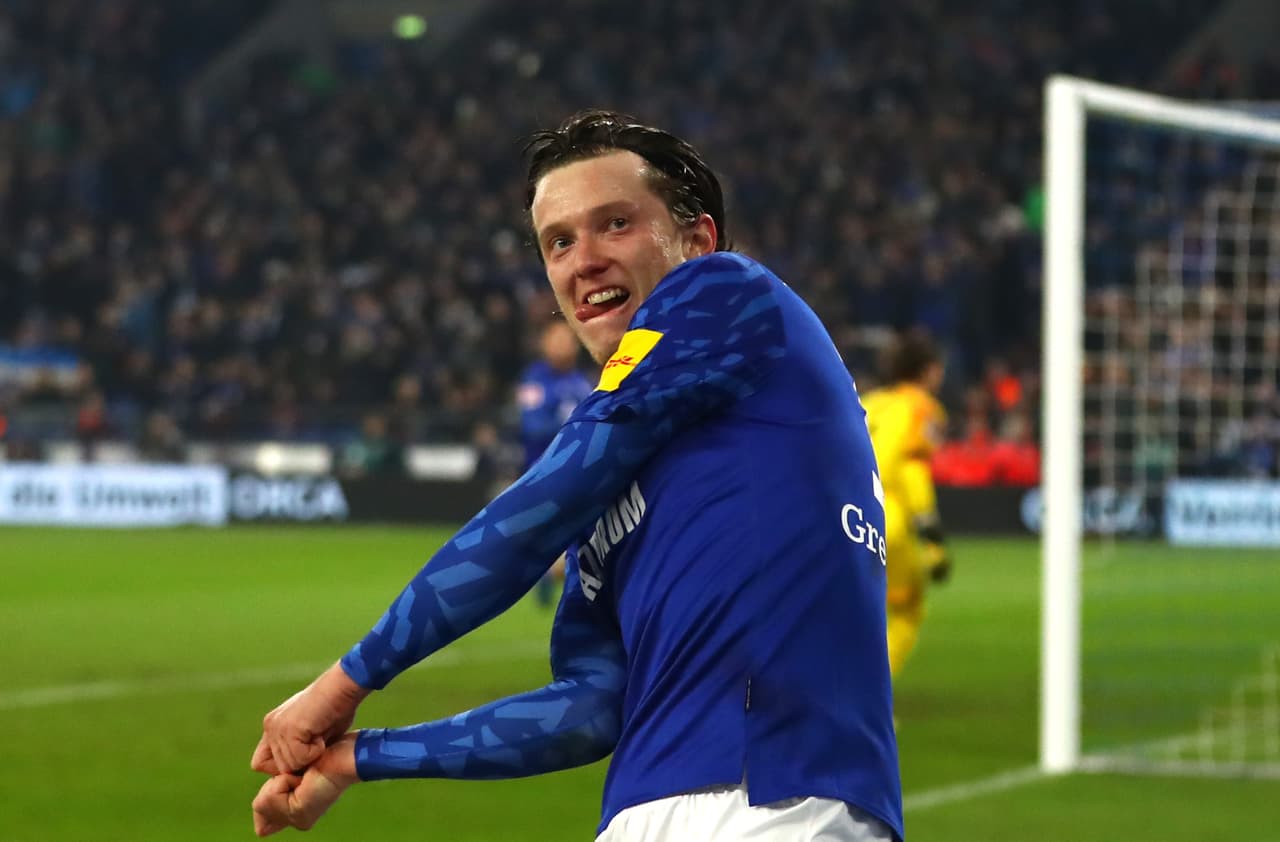 Suat Serdar (48’) y Michael Gregoritsch (58’) anotaron los goles para la victoria de los locales.