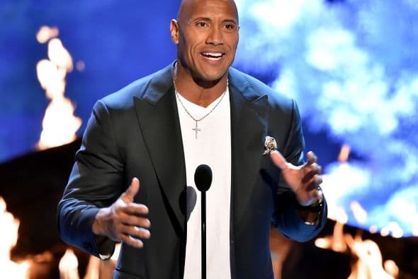 11. Dwayne Johnson, con 31.5 millones de dólares.
