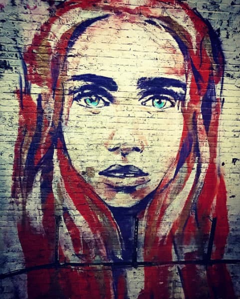 Vivieron una inolvidable luna de miel en Europa. Visitaron países como Inglaterra, caminaron por sus calles.