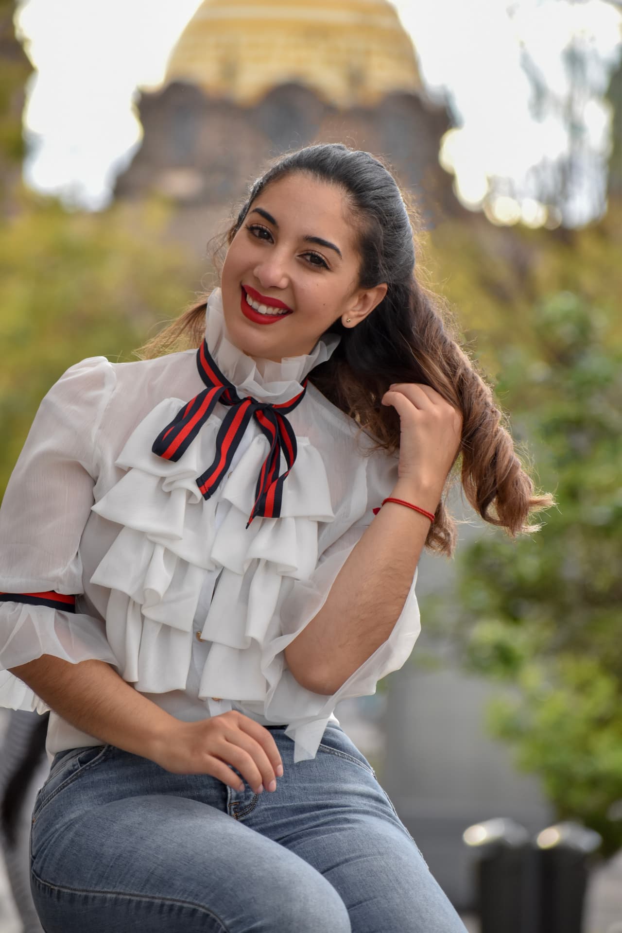 Pero en especial de ser originaria de la 
<b>'Perla Tapatía'</b>, su ciudad de 
<b>Guadalajara</b>.