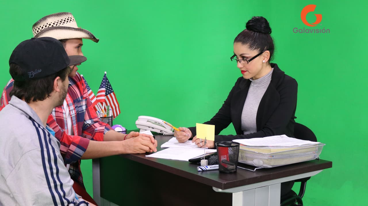 Al igual que otros webisodios de Los Cousins, sólo se utilizaron los elementos necesarios para después agregar un escenario más realista de forma digital.