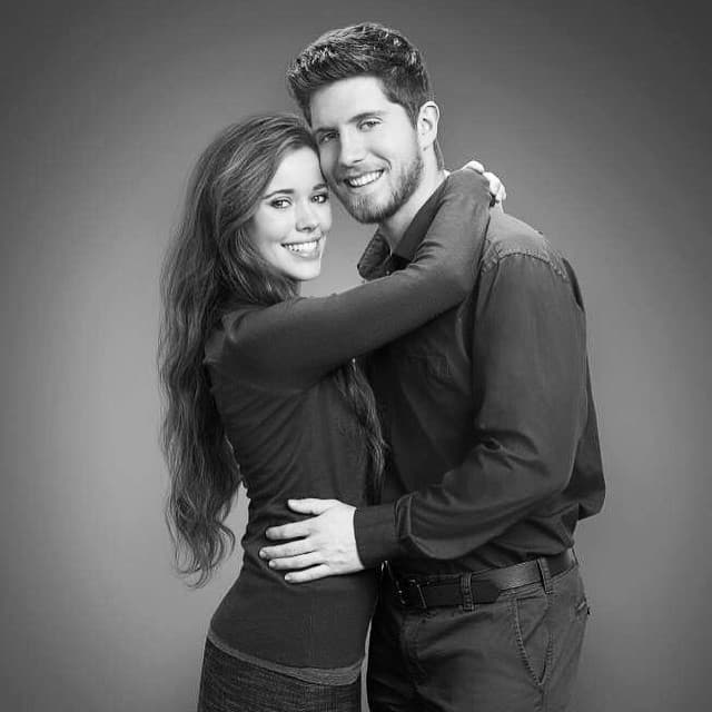 Tanto Jessa como Jill, quien ya están casadas actualmente y con hijos, formaron parte también de la entrevista, en una segunda parte.