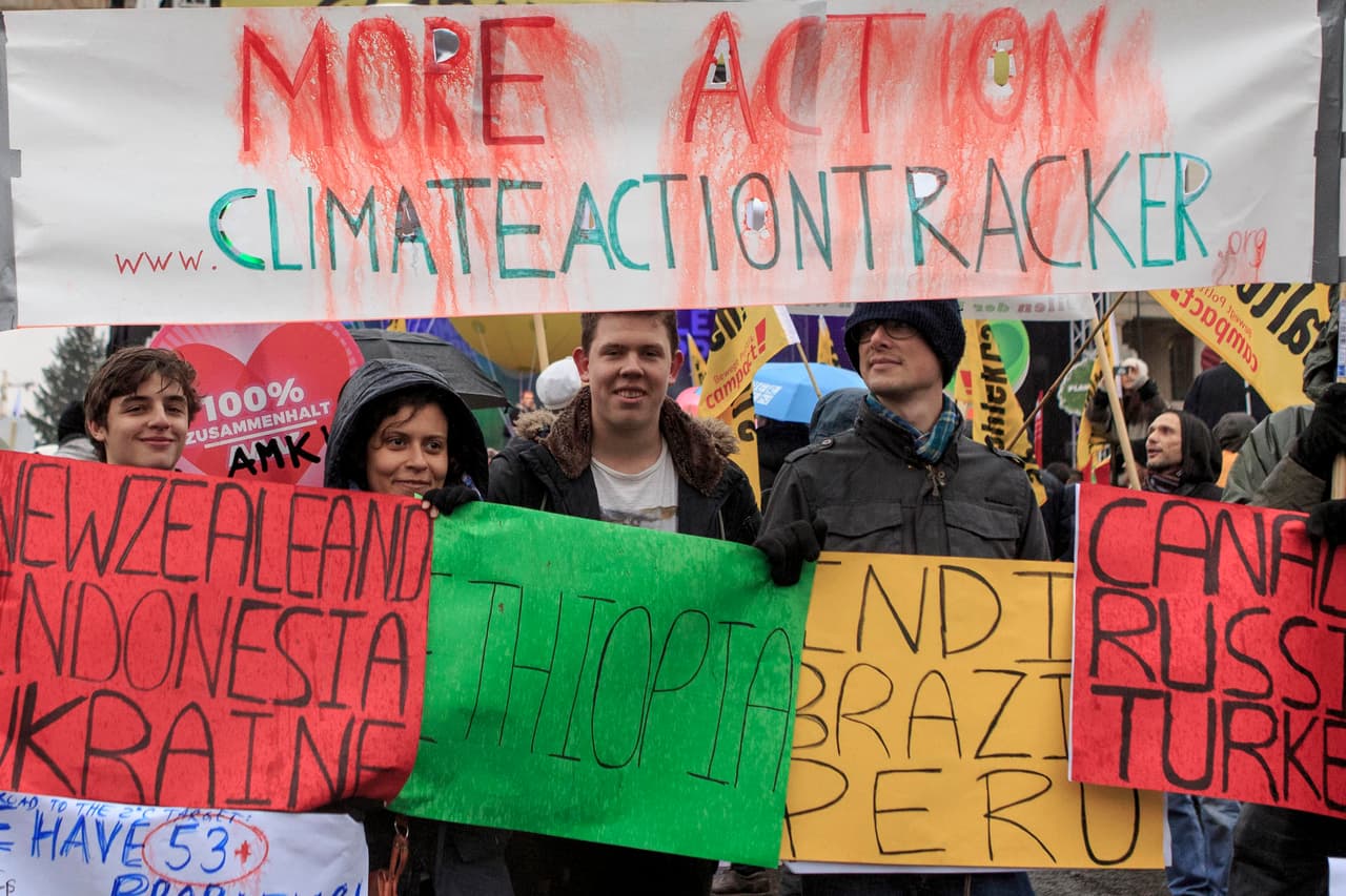 Las pancartas que muestran los manifestantes en la marcha en Berlín.
