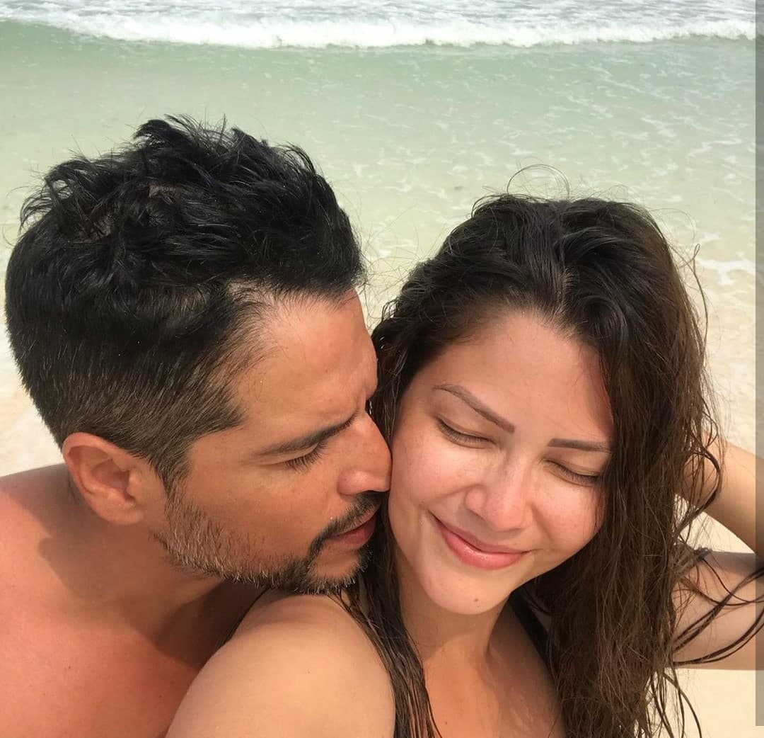 Ana Patricia y Luis Carlos reavivaron su relación en el mar de la Riviera Maya. Mira lo enamorados que se ven en esta imagen agregada en sus plataformas digitales.
<br>
