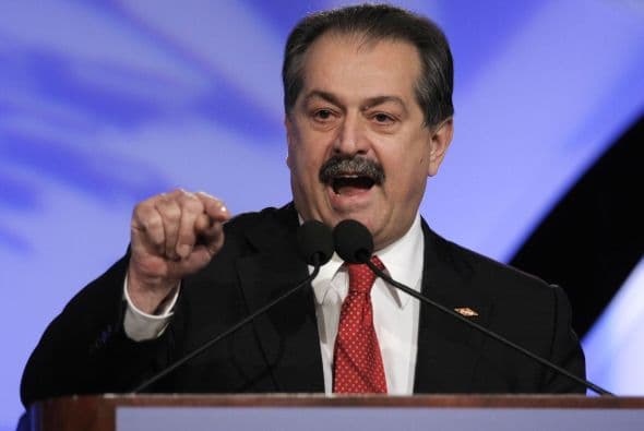 17. ANDREW LIVERIS- Dow Chemical incrementó en 13% los ingresos de Liveris, para llegar a un total de $17,739,490.