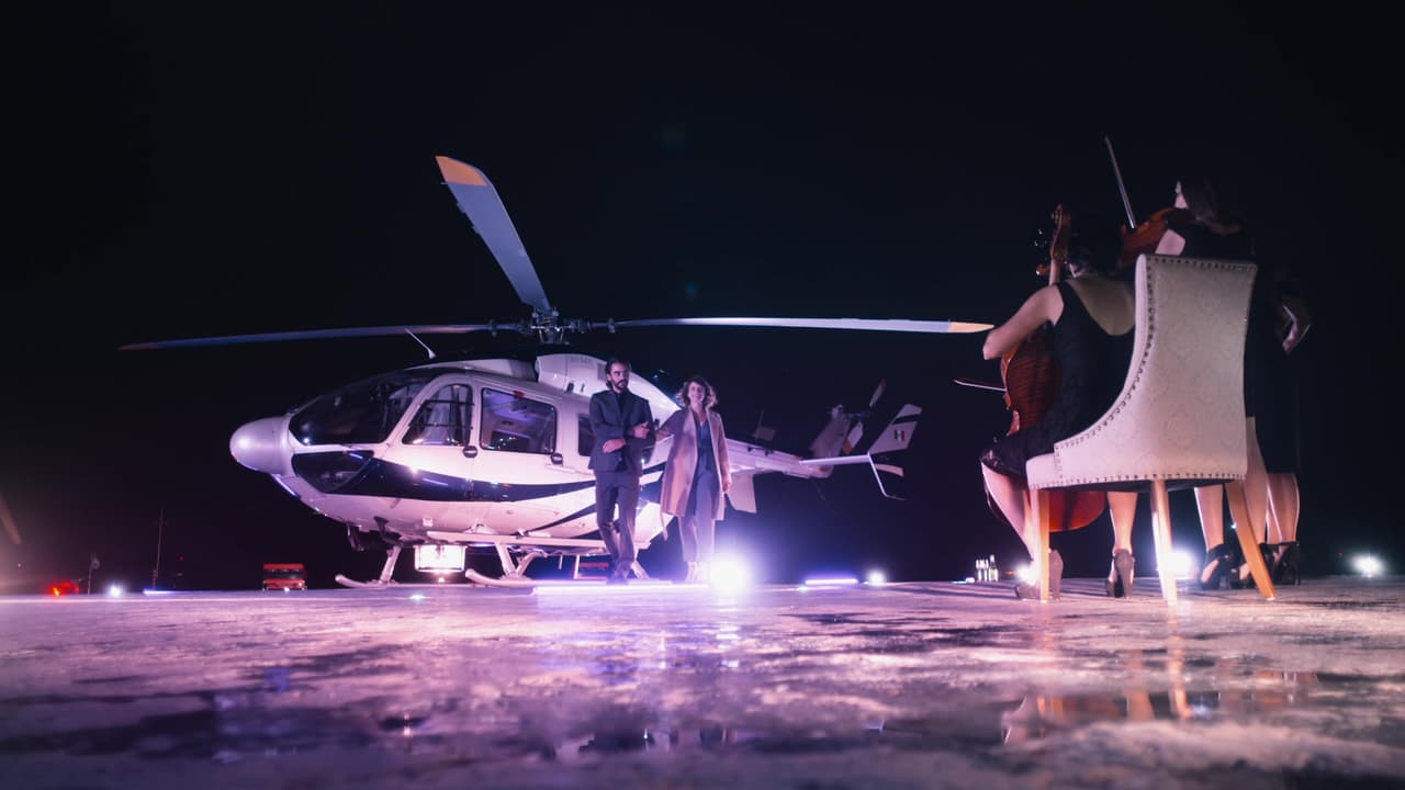 Así como de un grupo de música clásica amenizando el momento.