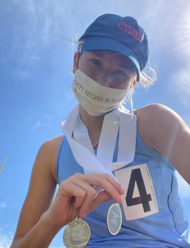 Nicole, la segunda hija de nuestro presentador, es amante de los deportes, y con ellos ha cosechado importantes triunfos en su vida.