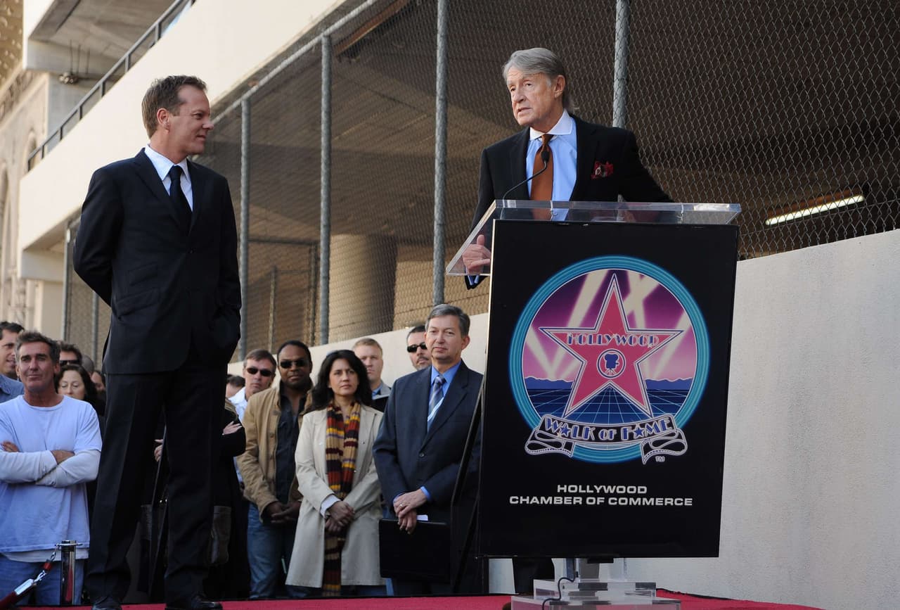 Durante su carrera, Schumacher ha trabajado con varias estrellas de Hollywood como Julia Roberts, Kiefer Sutherland (con él en la foto), Matthew McConaughey y Colin Farrell.
<br>