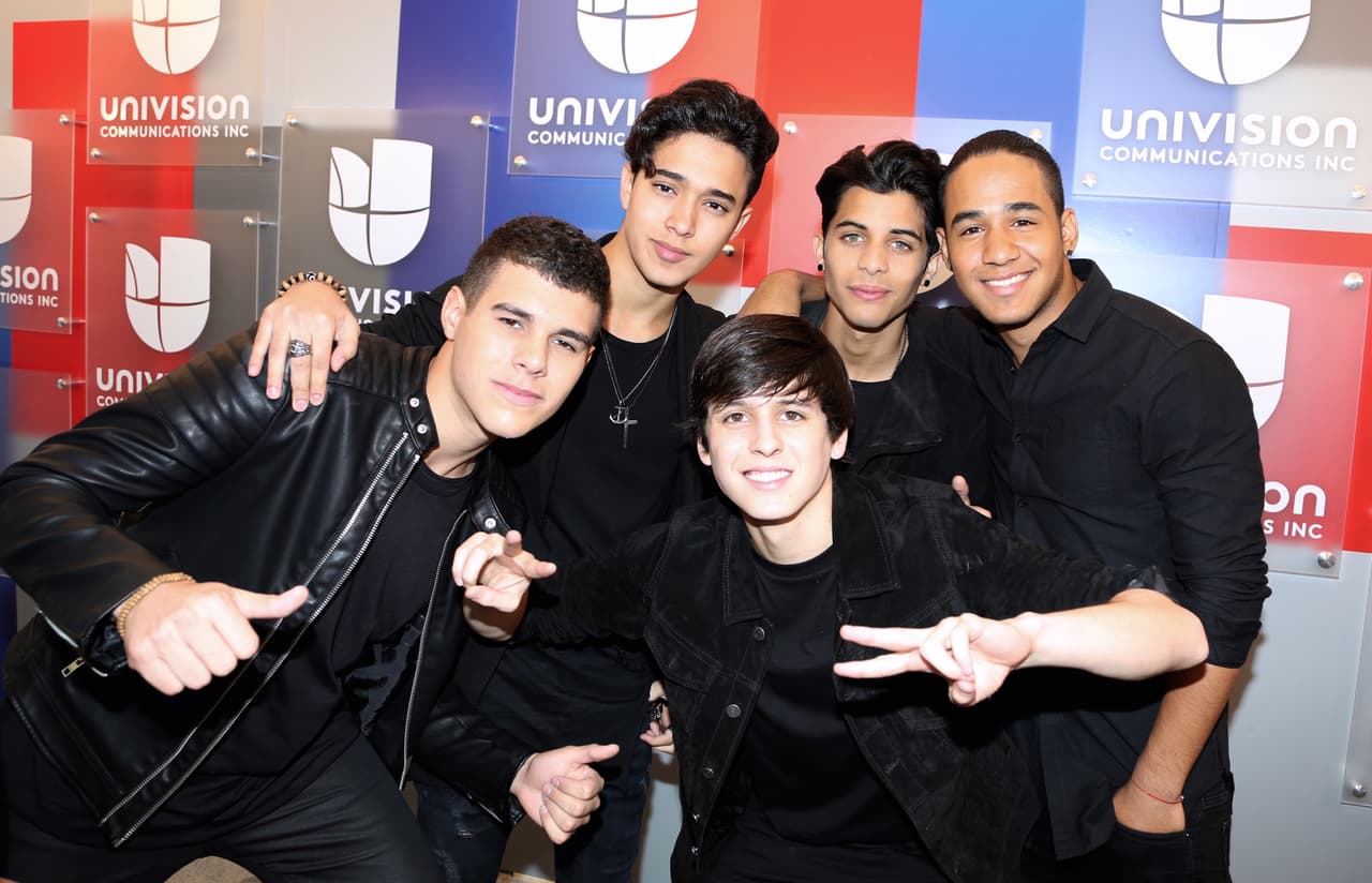 CNCO.