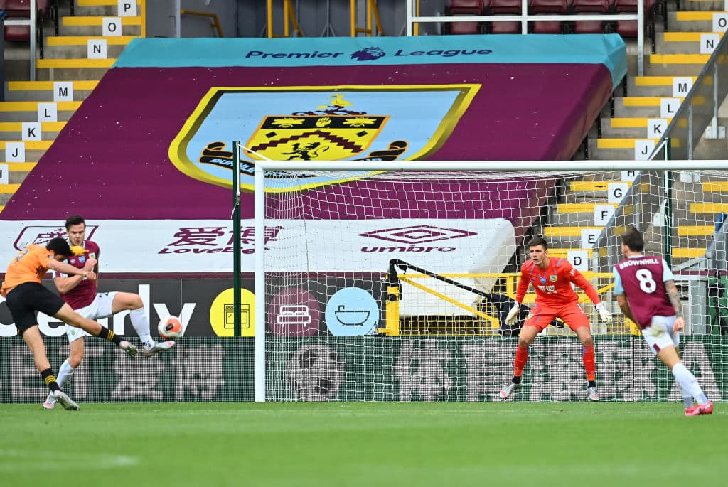 Raúl Jiménez marcó al 76’. Adama Traoré recuperó un balón, recorrió tres cuartas partes de la cancha, abrió el juego y el mexicano aprovechó un rebote para mandar guardar el balón con un tremendo derechazo.