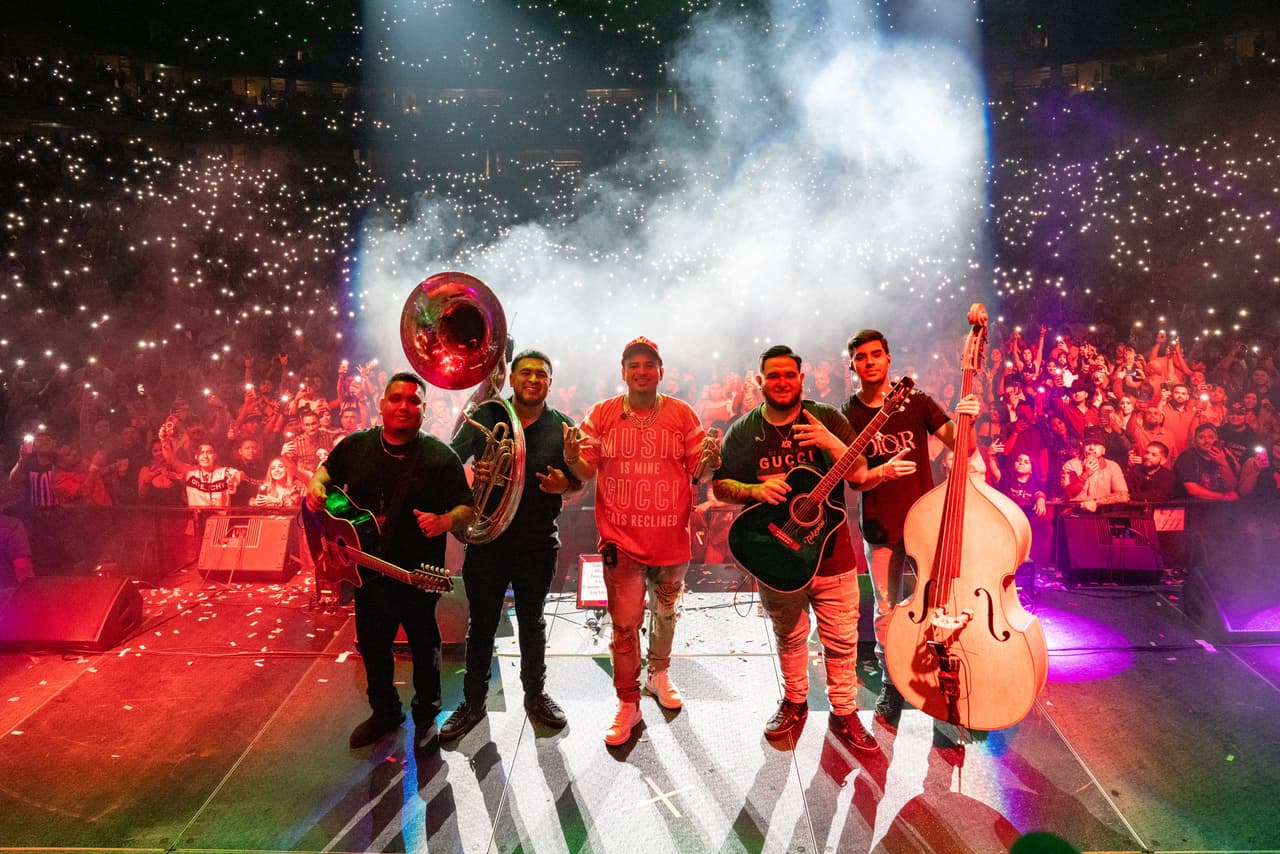 Fuerza Regida cierra un exitoso 2022 con su gira “Del Barrio Hasta Aquí”