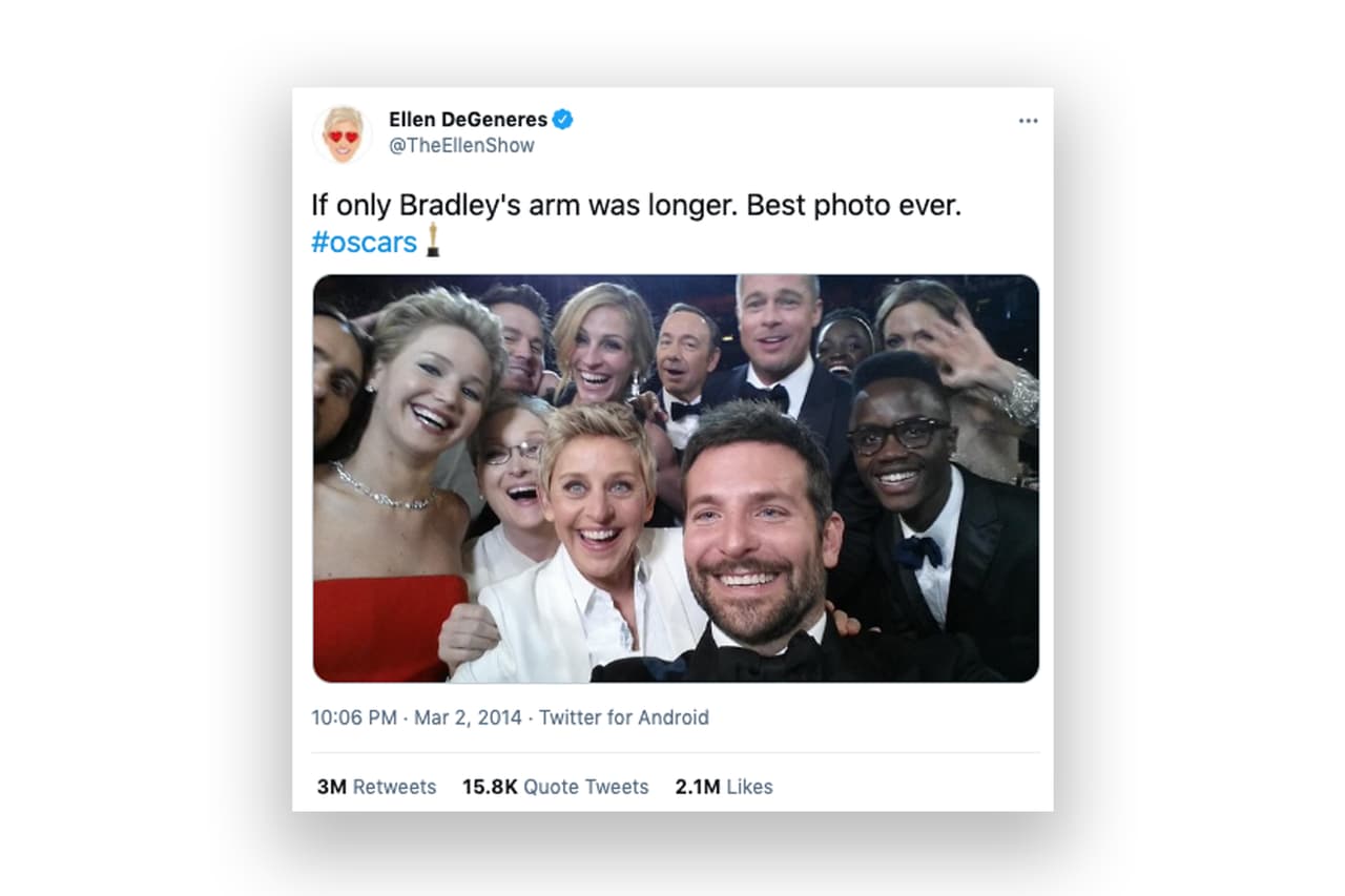 La red social ha registrado momentos épicos como este de los Oscar de 2014, cuando la presentadora 
<a href="https://www.univision.com/temas/ellen-degeneres">Ellen DeGeneres</a> compartió su archifamosa foto que se volvió entonces la más retuiteada de la historia junto a Brad Pitt, Bradley Cooper, Jennifer Lawrence, Meryl Streep y otras mega estrellas de Hollywood. 
<br>