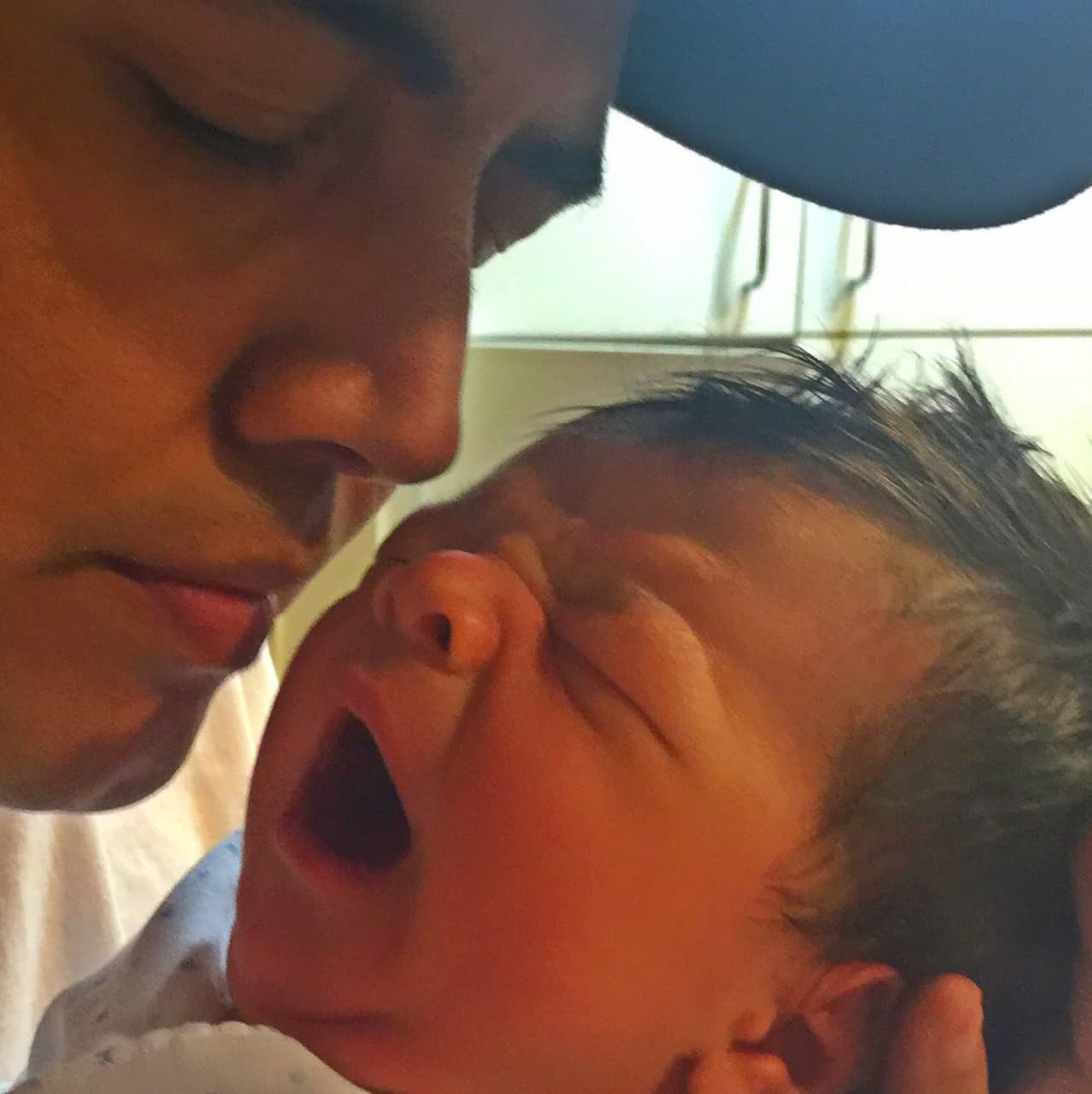 Baby Joshua nació el 26 de enero y Orlando Segura compartió sus primeras fotos.
