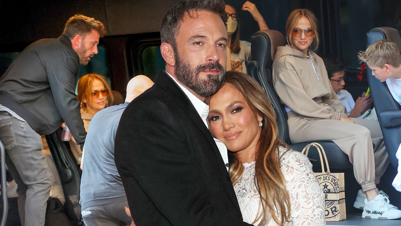 Ben Affleck y JLo dejan NYC junto a sus hijos rumbo a la megafiesta de su boda (fotos)