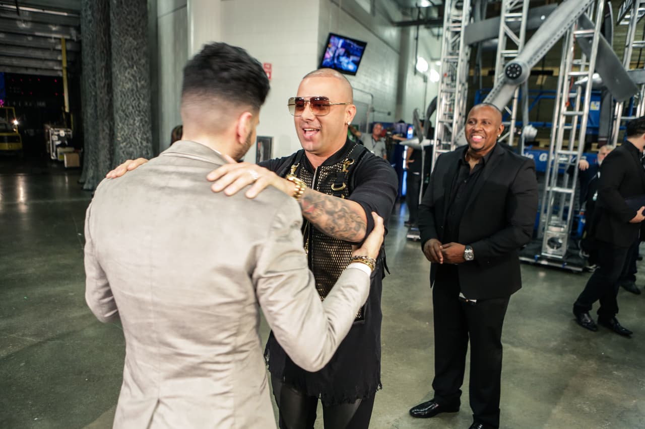 Como cada año, el talento de Univision fue uno de los más celebrados en esta alfombra magenta de Premio Lo Nuestro. ¿Quién fue tu favorito o favorita de la noche?