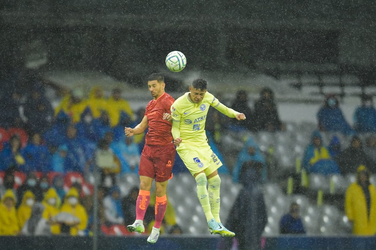 Henry Martín hizo un doblete para darle el triunfo al América en contra de unos Bravos que estuvieron cerca del empate.
