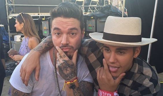 Este par de ocurrentes se unieron para hacer músico y lograrron algo súper explosivo. Además, sigue el rumor de que podrían estar trabajando en algo más juntos.