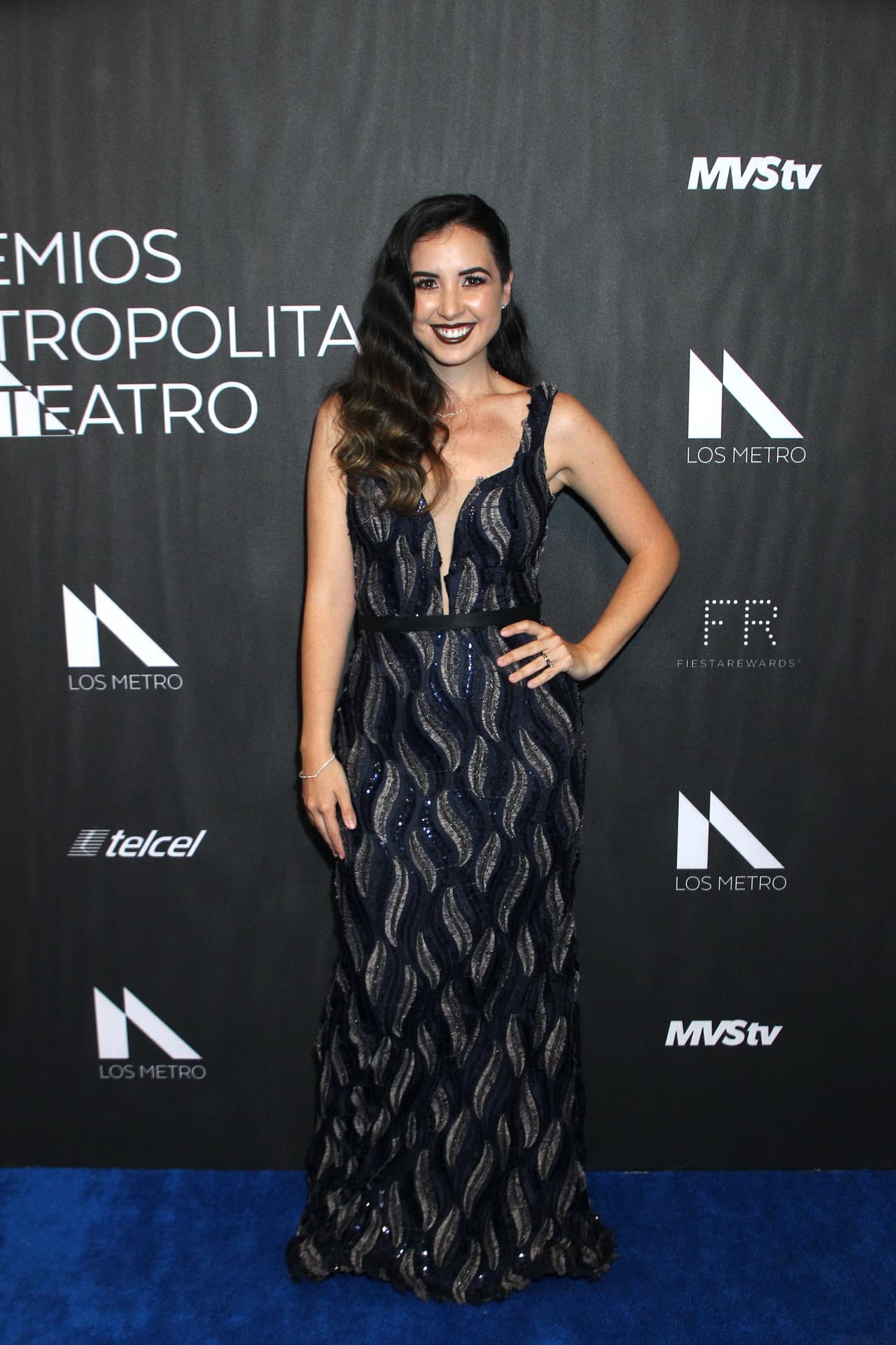 "
<b>Estoy embarazada otra vez </b>(léase gritando de emoción je je) y no podríamos estar más felices (incluida Isabella) moría por contarles, pero queríamos hacerlo de una manera muy especial. Gracias por su cariño y apoyo a mí y a mi familia que ahora crece".