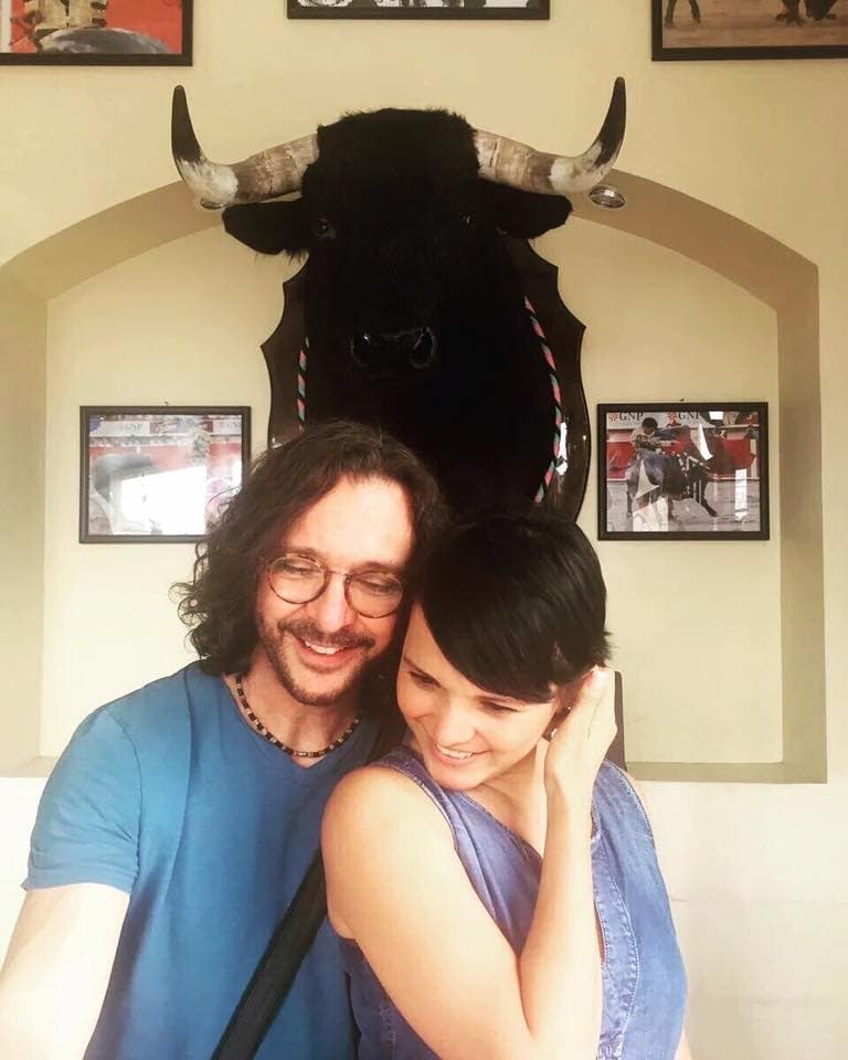 Oscar Burgos se separó de Karla Pannini y siguió con la amistad de Karla Luna, después de que terminó el programa.