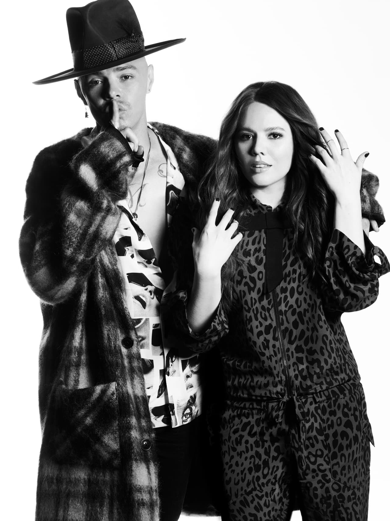 Jesse & Joy, uno de los duetos pop favoritos del público está nominado este año en dos categorías. Además de cantar sus más recientes sencillos, también estrenarán en televisión el tema ‘Lo Nuestro Vale Más’.
<br>
